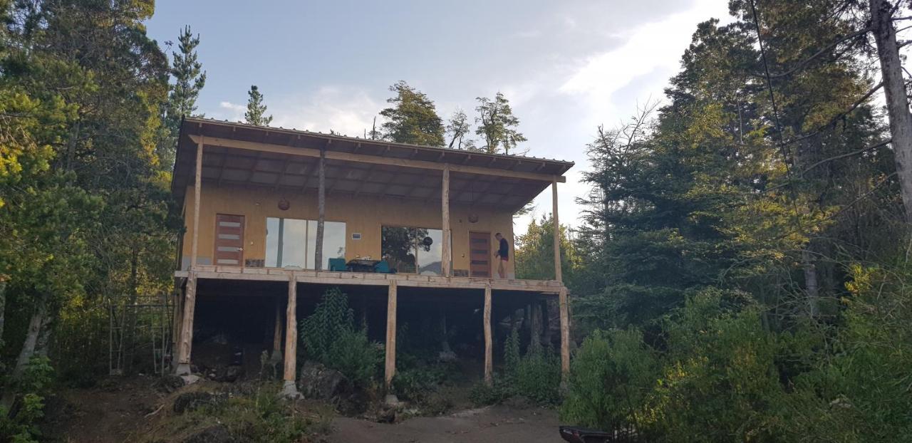 Antu Mahuida Domos Y Habitaciones Melipeuco Luaran gambar