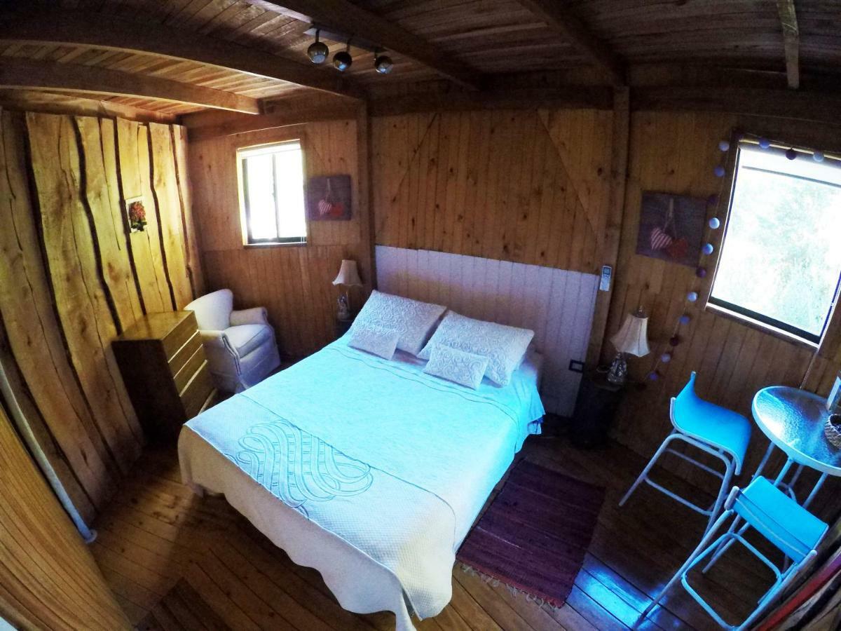 Antu Mahuida Domos Y Habitaciones Melipeuco Luaran gambar